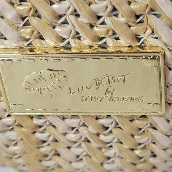 Luv Betsy By Betsey Johnson Rainbow Straw Round Adjustable Crossbody Bag - Picture 3 of 10